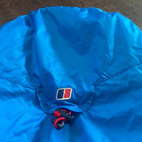 Berghaus Ignite Hooded Belay Jacket - Medium - Picture 11 of 13